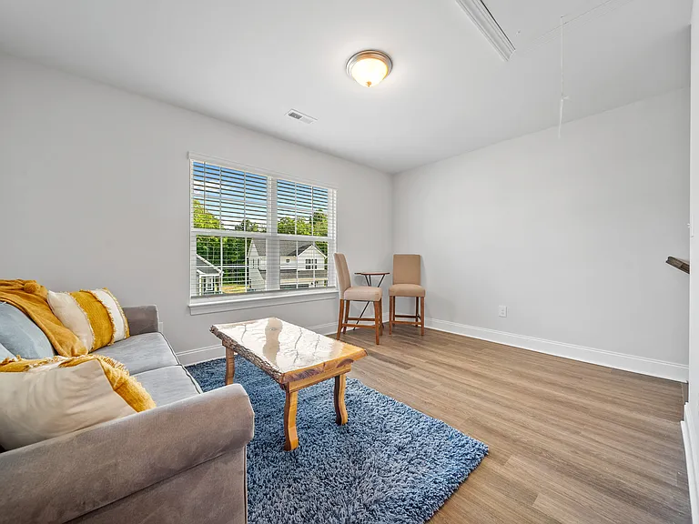 1621 Spring Berry Ln — Photo 9