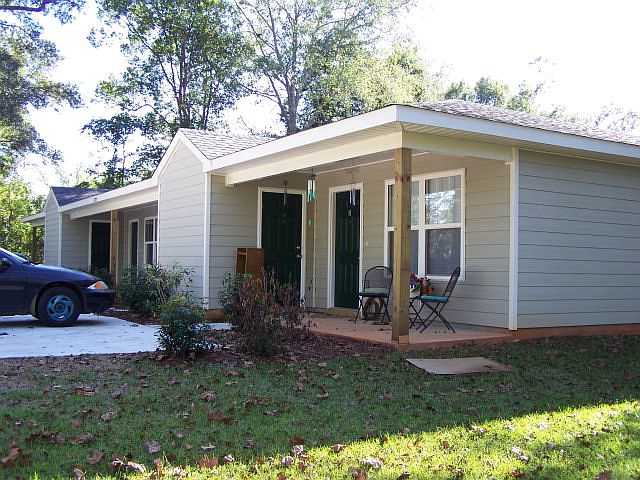 2nd image of 22783 Racine St #D