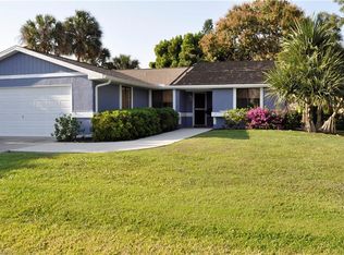 2313 Outrigger Ln, Naples, FL 34104