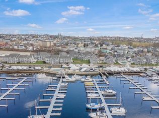 700 Shore Dr Unit 813, Fall River, MA 02721