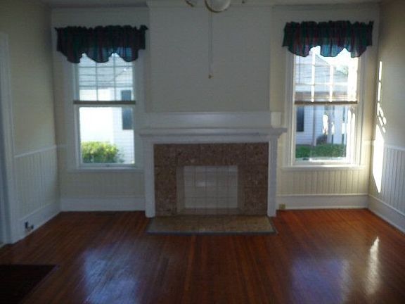 3rd image of 2930 Vineville Ave