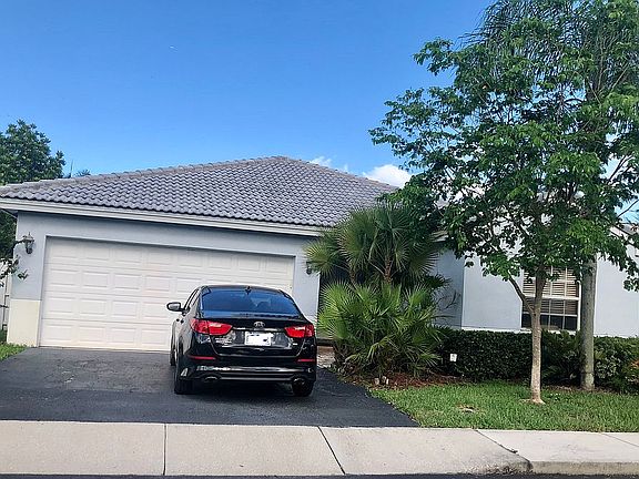 2nd image of 1030 NW 125th Ave