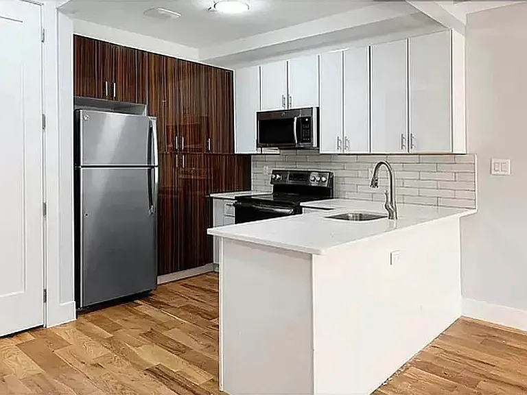 1672 Dean St #1F — Photo 1
