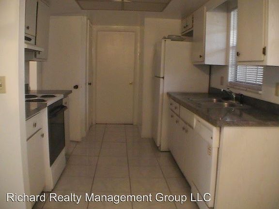 4th image of 5023 Edmee Cir