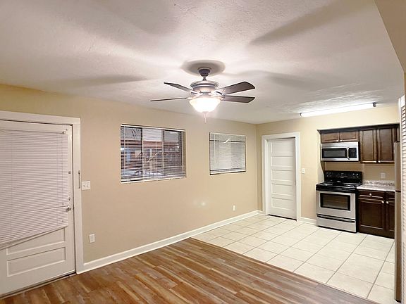 4th image of 102 NW 15th St