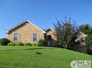 625 E Glenridge Ln, Clarksville, TN 37043