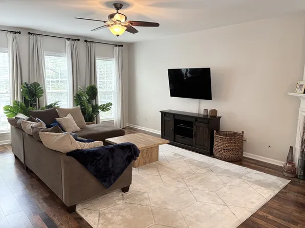7252 Highway 70 S APT 1501, Nashville, TN 37221