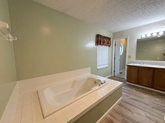 5429 Bluebell Ct — Photo 34