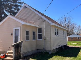1400 S 9th St, Pekin, IL
