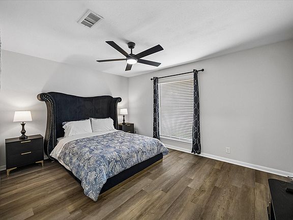4th image of 2930 Riata Ln