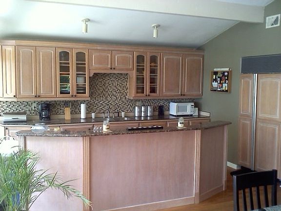 Newly Remodeled Kitchen