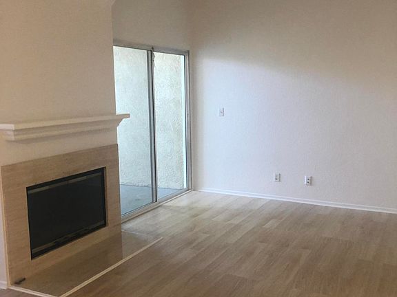 2nd image of 5480 Spanish Oak Ln Unit C