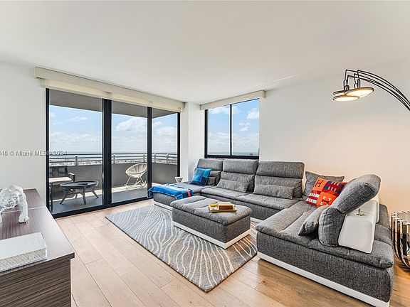 4th image of 1330 West Ave APT 3014