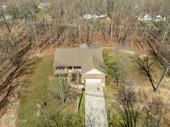 7119 Big Horn Dr, Crossville, TN 38572