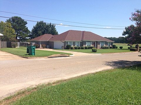 1st image of 10511 Sunnyland Dr