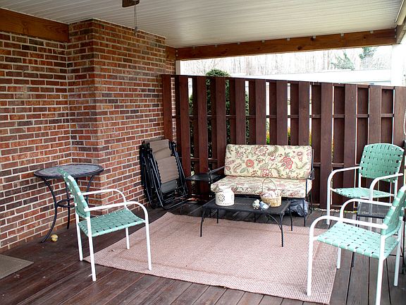 5th image of 14213 Willow Ln