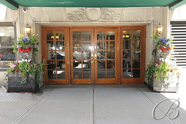 Sold by Bellmarc Realty | media 7