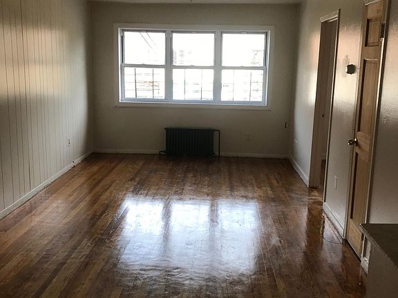4th image of 700 Taylor Ave APT 2