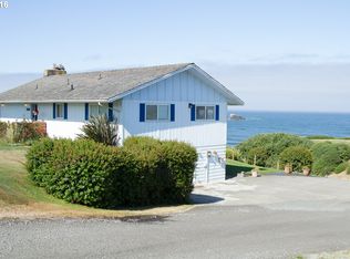 1350 Beach Loop Dr SW, Bandon, OR 97411