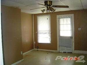 dining area off kitchen
