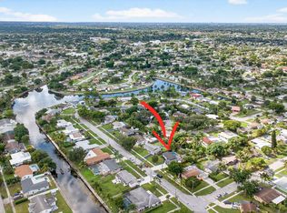 1713 W River Dr, Margate, FL 33063