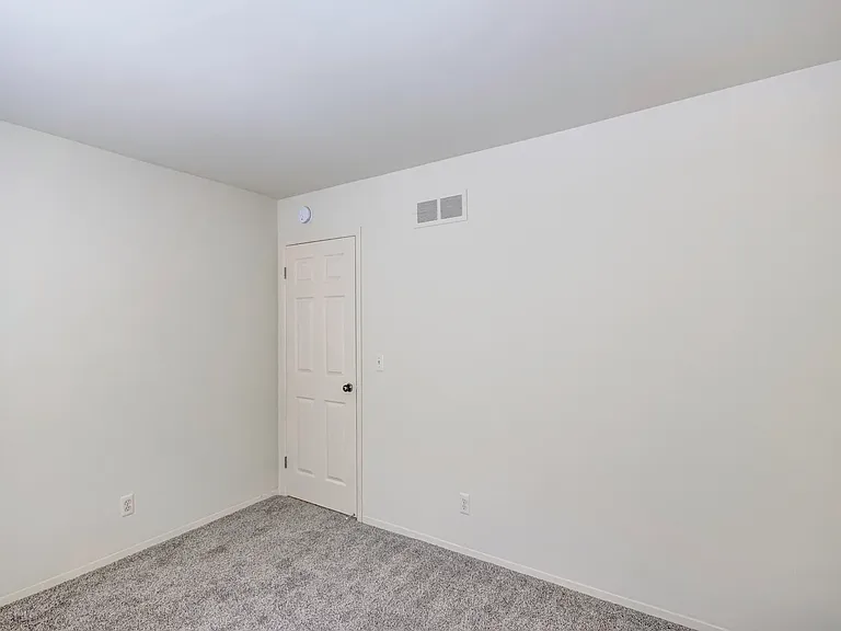 Jamestown Village Apartments — Photo 16