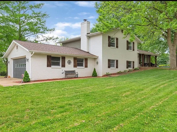204 Clarence Dr, Red Bud, IL 62278