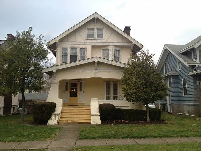 10 Lenox Ave photo 1