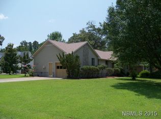 510 Plantation Dr, New Bern, NC 28562