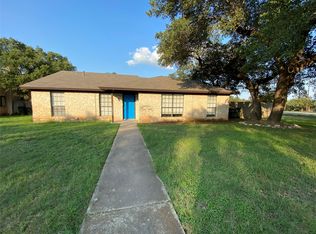 100 Norwood Dr #B, Georgetown, TX 78628