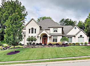 2400 Rustic Ridge Dr, Sewickley, PA 15143