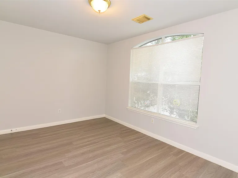 6807 Turtlewood Dr — Photo 20