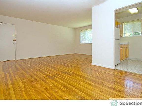 4th image of 4121 Wadsworth Ct #204