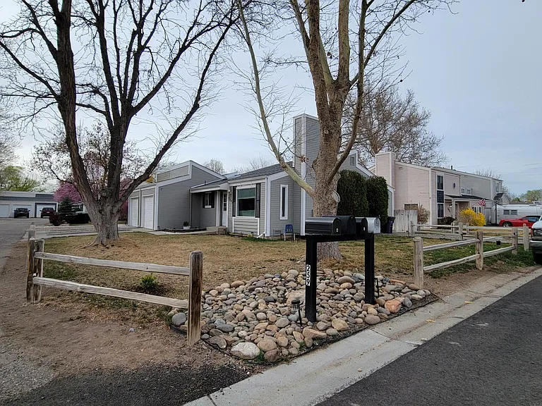 259 Quincy Ln #A — Photo 19