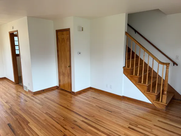 1158 Meadowbrook Ave SE, Warren, OH 44484