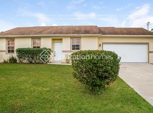 3809 10th St SW, Lehigh Acres, FL 33976