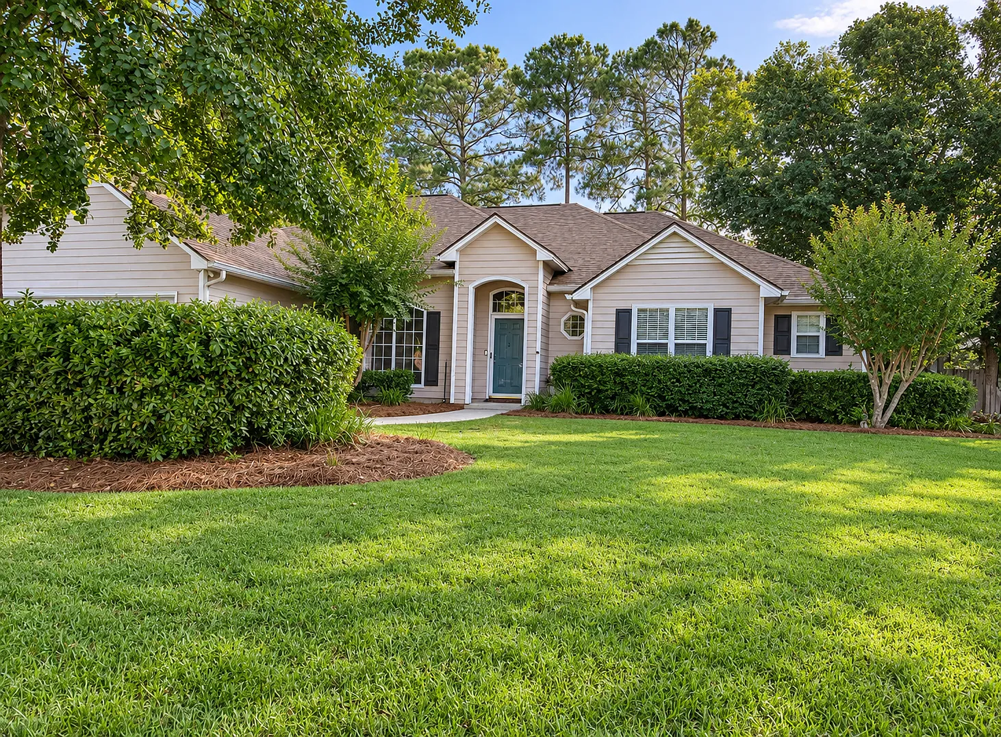 4 bed, 2.5 bath, 2229 sqft, $2,750 — Photo 1