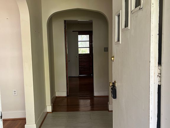 2nd image of 359 Howle Ave