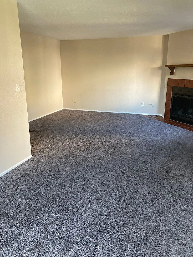 S-1031 Villa Cortez Apartments — Photo 4