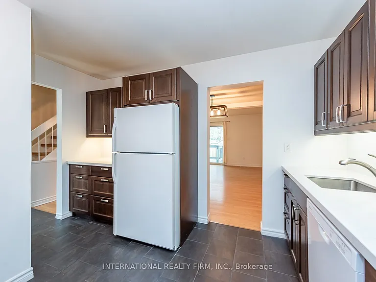 6855 Glen Erin Dr #15 — Photo 7