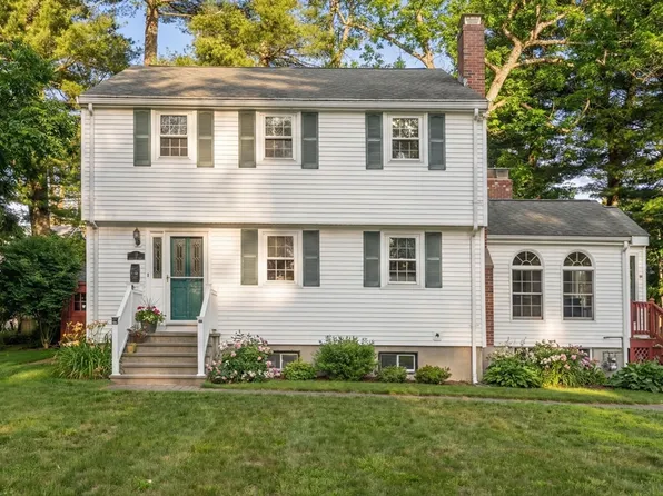16 Sunnyside Ave, Wellesley, MA 02482