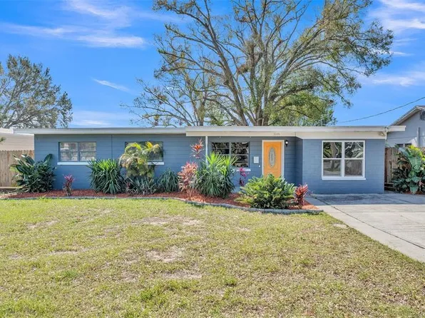 1518 Avenue C NE, Winter Haven, FL 33881