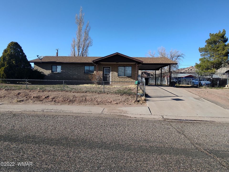 1st image of 906 E Georgia St
