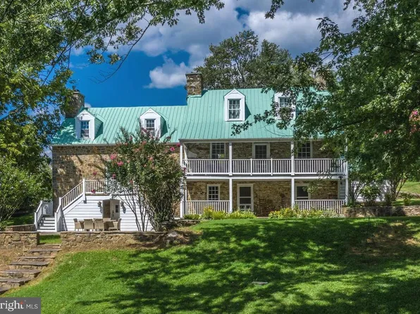 40873 Canongate Dr, Leesburg, VA 20175