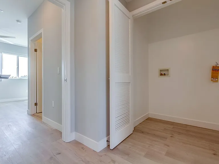 (Ar/Ji/Yo:B) 10960 Ratner Street — Photo 34
