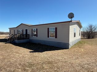 137 Stewart St, Rhome, TX 76078