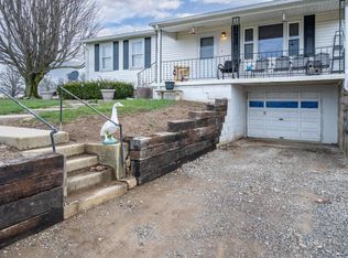 1987 Bogus Rd SE, Washington Court House, OH 43160