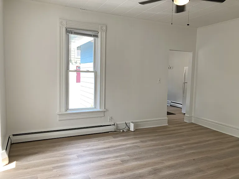 303 E Madison St #2 — Photo 3