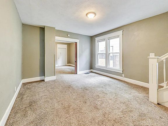 5th image of 44 N Gladstone Ave