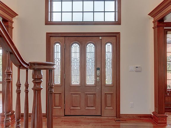 5th image of 9937 Tanglewood Ct